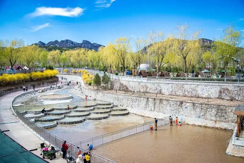 推动“农文旅”融合发展 丰台区王佐全域旅游小镇再添“星”光(图1) 推动“农文旅”融合发展 丰台区王佐全域旅游小镇再添“星”光(图1)